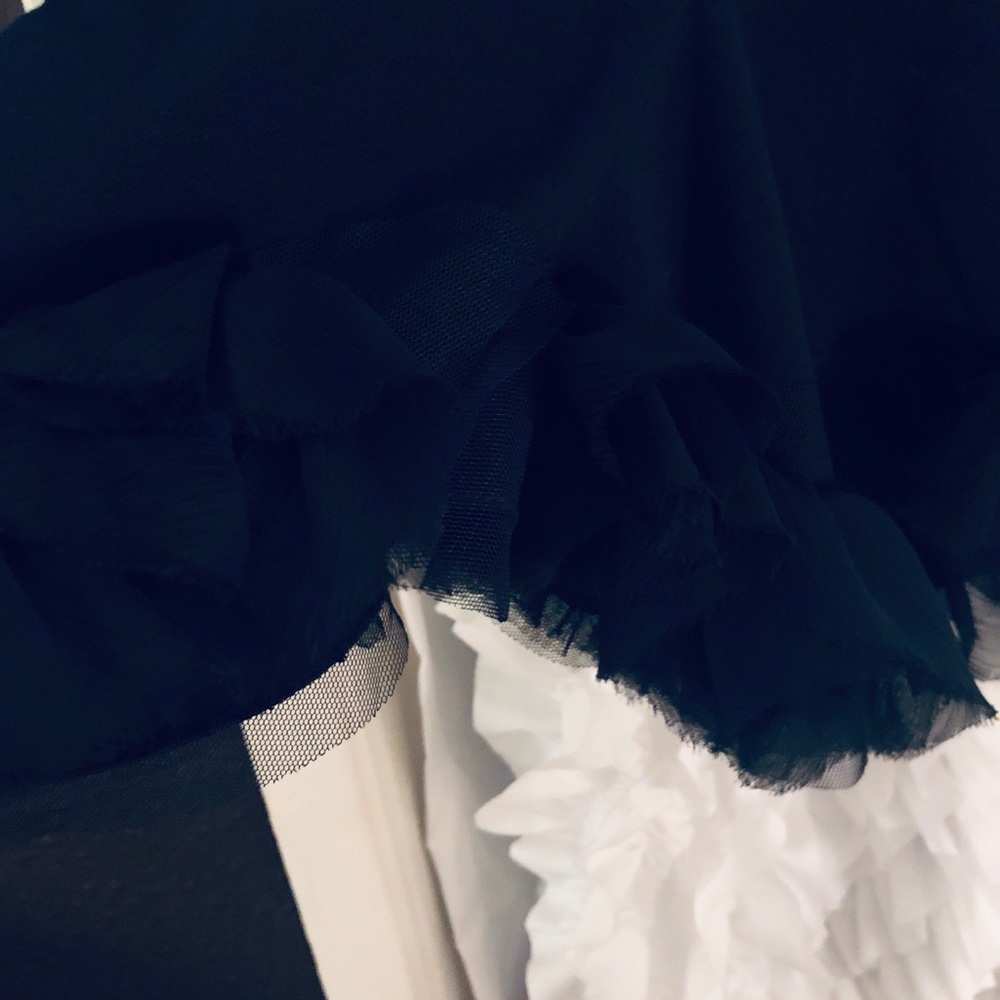 NWOT Black skirt with hem detail - Picture 2 of 2